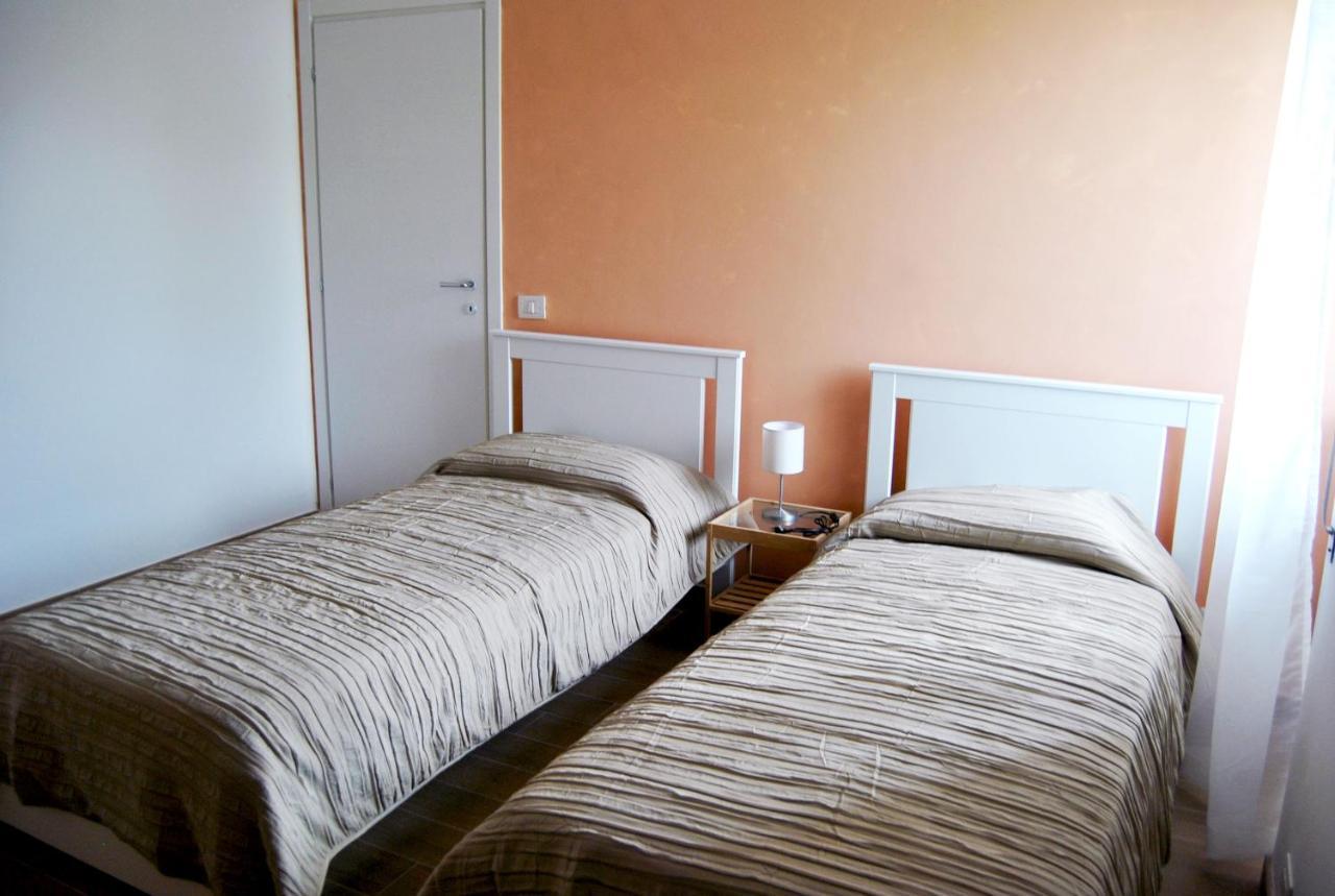 Romamourhouse Bagian luar foto